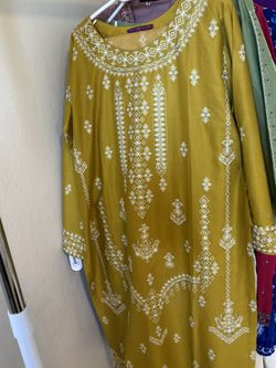Punjabi Style 3-Piece Outfit - Soft Cotton Fabric - Dupatta, Kameez & Shalwar