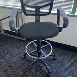 Chair Great Condition Adjustable 
