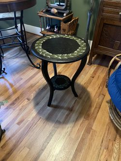 Mosaic Leaf Style Side End Table