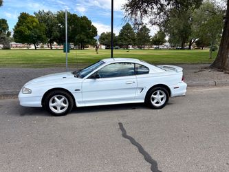 1998 Mustang  GT 4.6L five speed manual