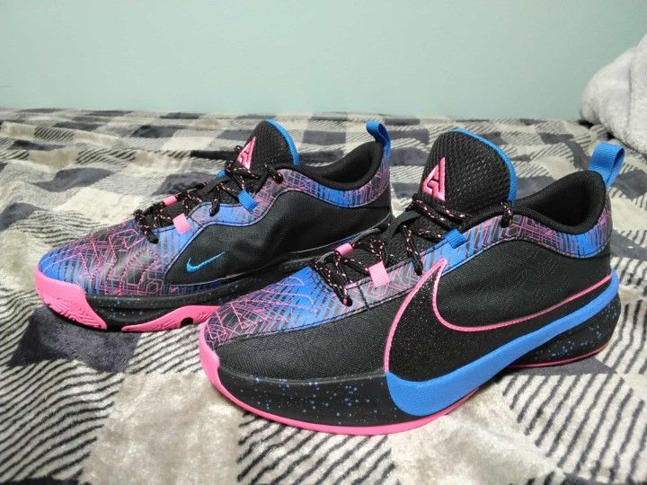Nike Zoom Freak 5