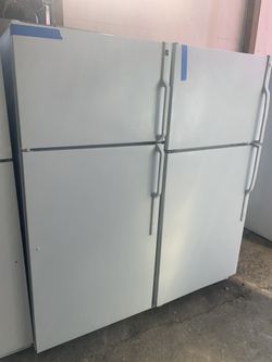 Top freezer refrigerators working perfectly with 4 months warranty
