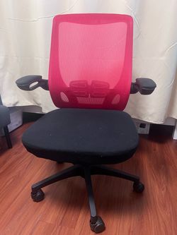 Red Mesh Back Office Chair with Armrests