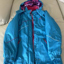 Women’s Warm Jacket With Detachable  Hoodie. Warm And Very Comfortable. Size S-M . 