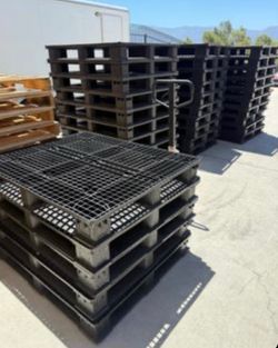 Havy duty plastic pallets 40x48