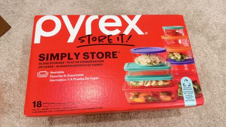New Pyrex glass container 18 piece set