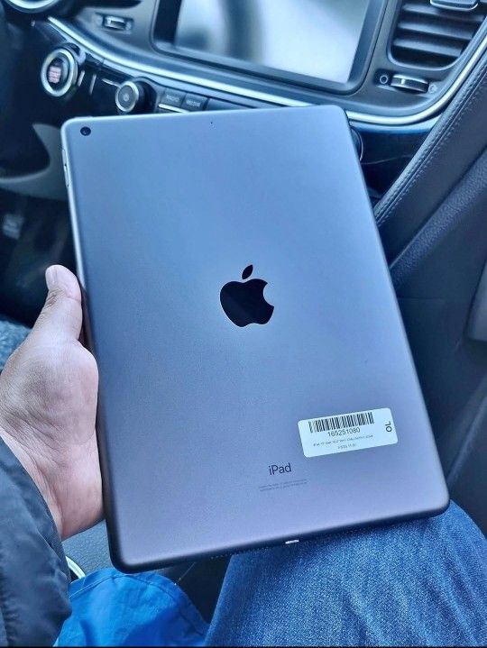 iPad 7th Generation, cellular and factory UNLOCKED