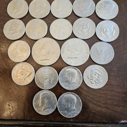 18 Fifty Cents Kenedy Collectibles Coins, And Two Bicentennials, From Last Century 