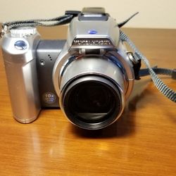 Konica Minolta Dimage Z2