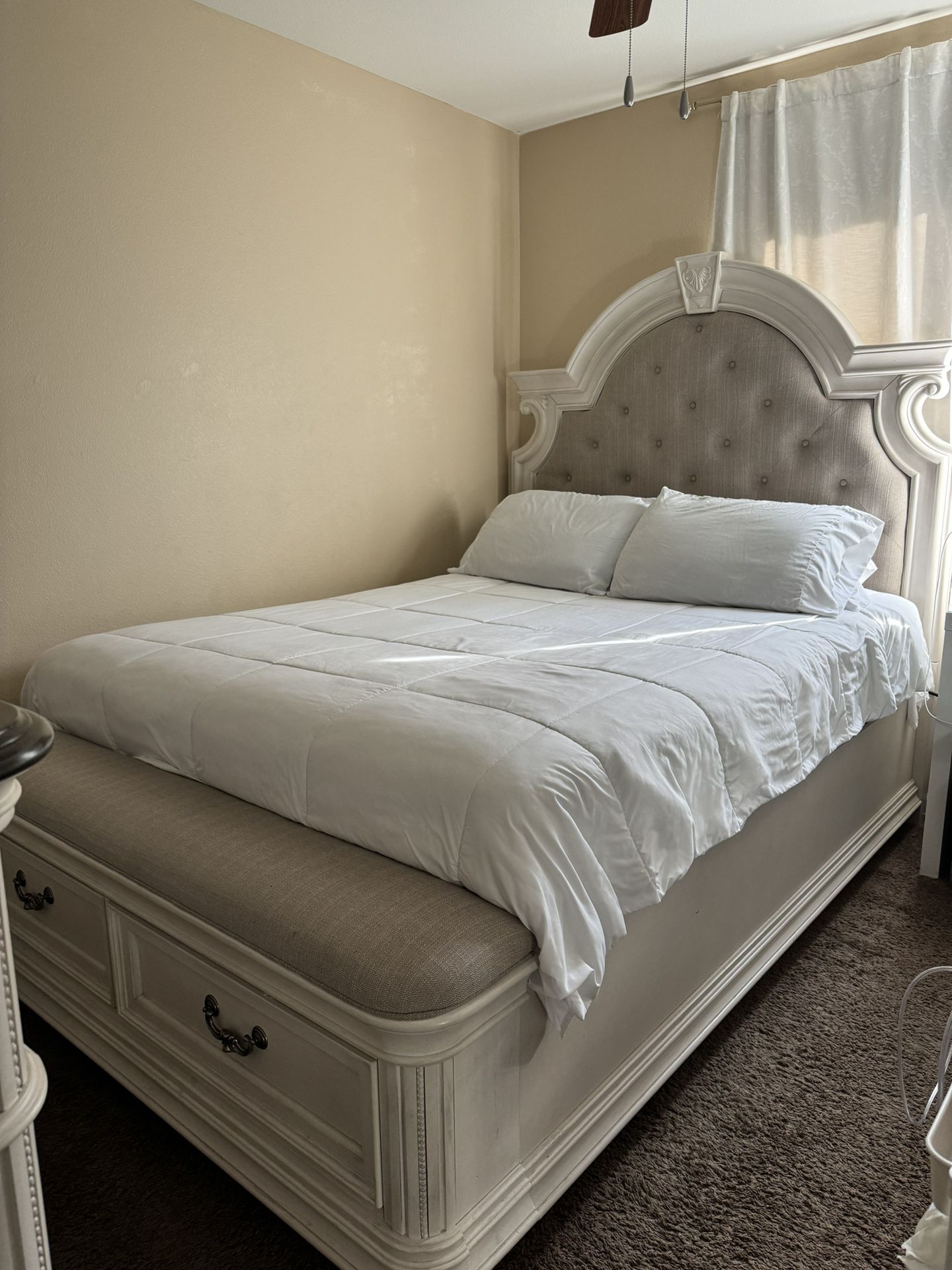 Queen bedroom Set 
