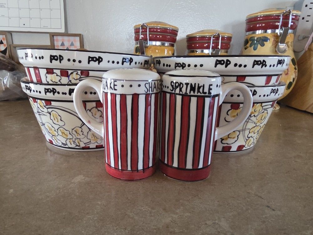 Everybody Loves Popcorn Family Set 6pvs