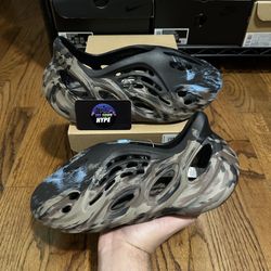 Adidas Yeezy Foam RNR ‘MX Cinder’ Size 10M Brand New