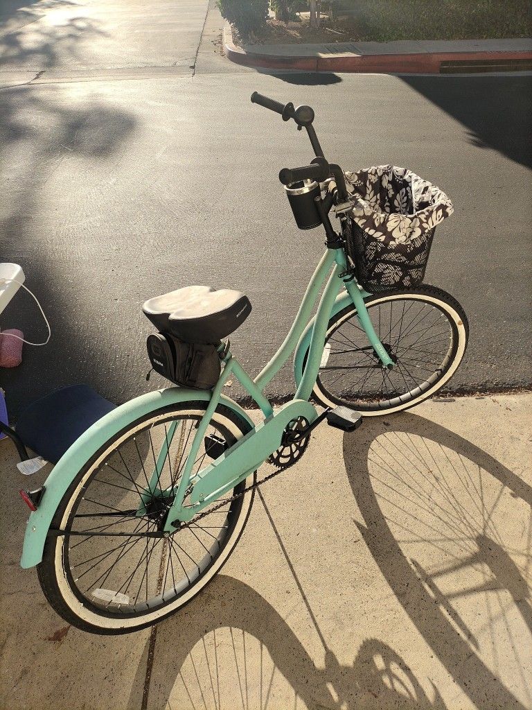 FREE_ Cruiser Bike