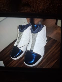 Air Jordan 16 White Navy Sneakers