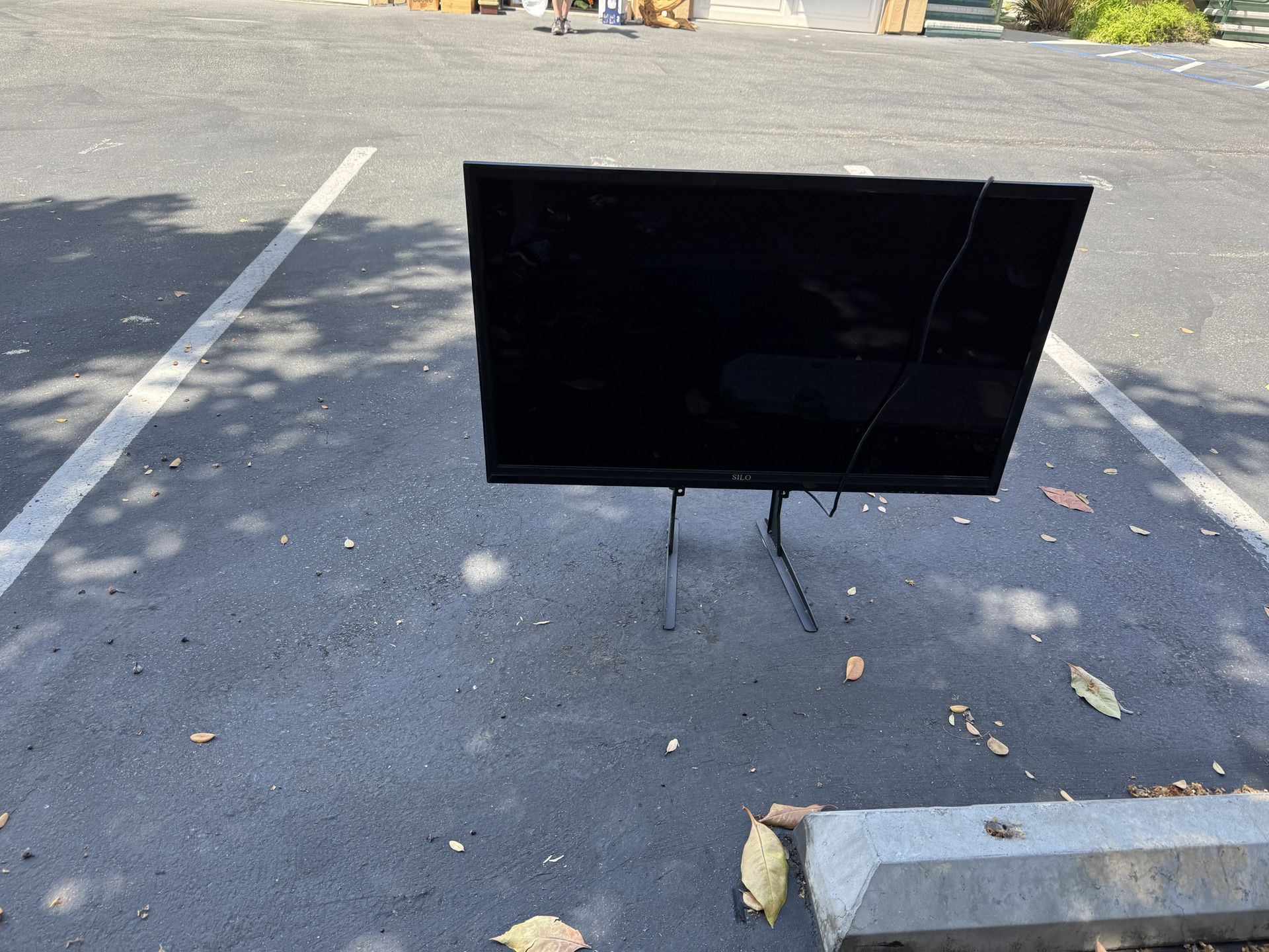 40” Silo SL LED HDTV - Full HD