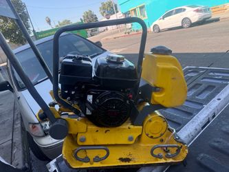 Plate compactor neuson Wacker vp-1550 previously Home Depot tools rent as is $1300 firm
