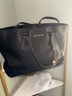 Michael kors tote