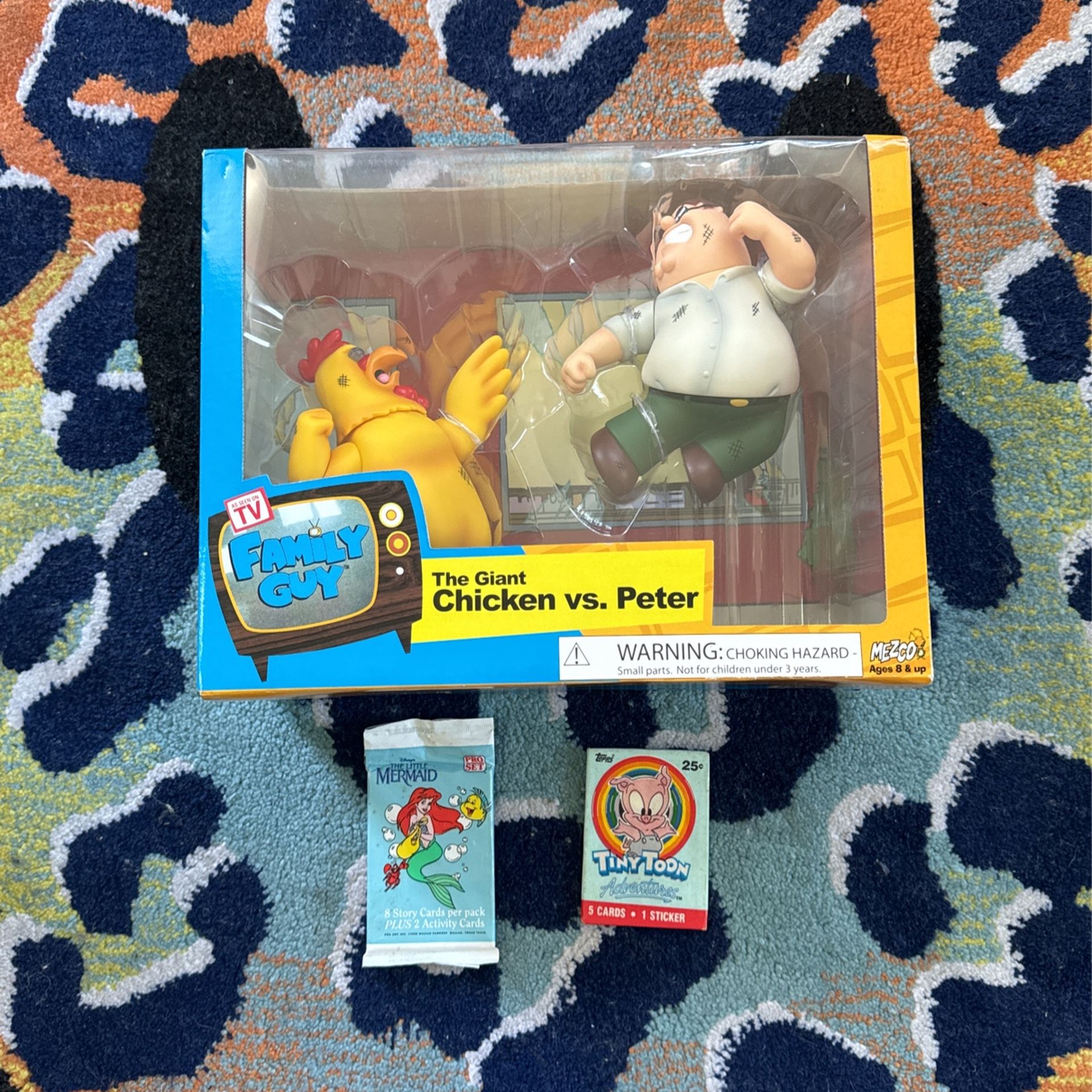 Family Guy - The Giant Chicken Vs Peter (SEALED PRODUCT) + Vintage Card Packs