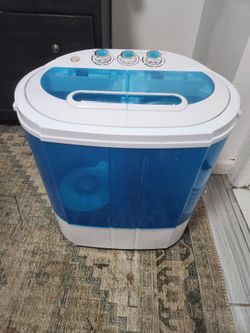 Small portable washing machine+ dryer