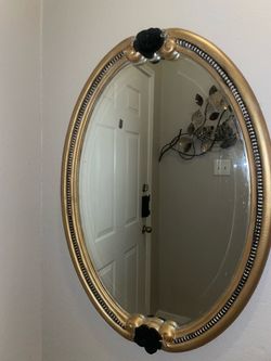 Unique Mirror