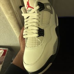 Jordan 4 Cement