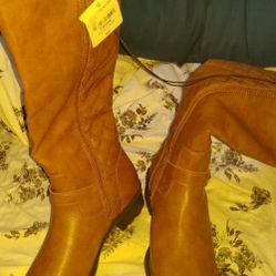 Women's Boots New Retail Price 85 With Tags