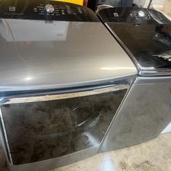 Kenmore Elite Extra Large Capacity 6.2cu Ft Top Load Washer And Gas Dryer Set 