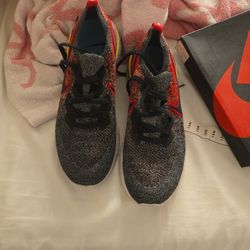 Nike Epic React Flyknit 2