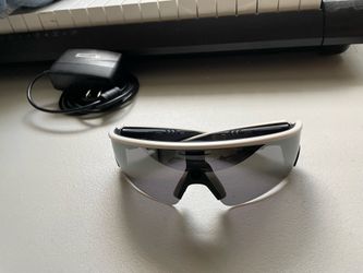 Oakley vanguard  meta glasses