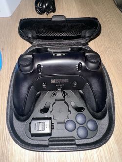 PS5 Pro Controller – Black – Like New