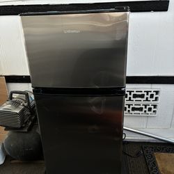 Upstreman 4.0 Cu.Ft. Mini Fridge with Freezer, Dorm Essentials, Double Door Small Refrigerator for Office, Dorm, Bedroom, Adjustable Thermostat, Large