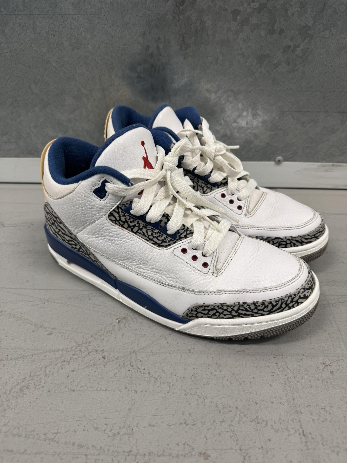 Jordan 3 Blue Cement