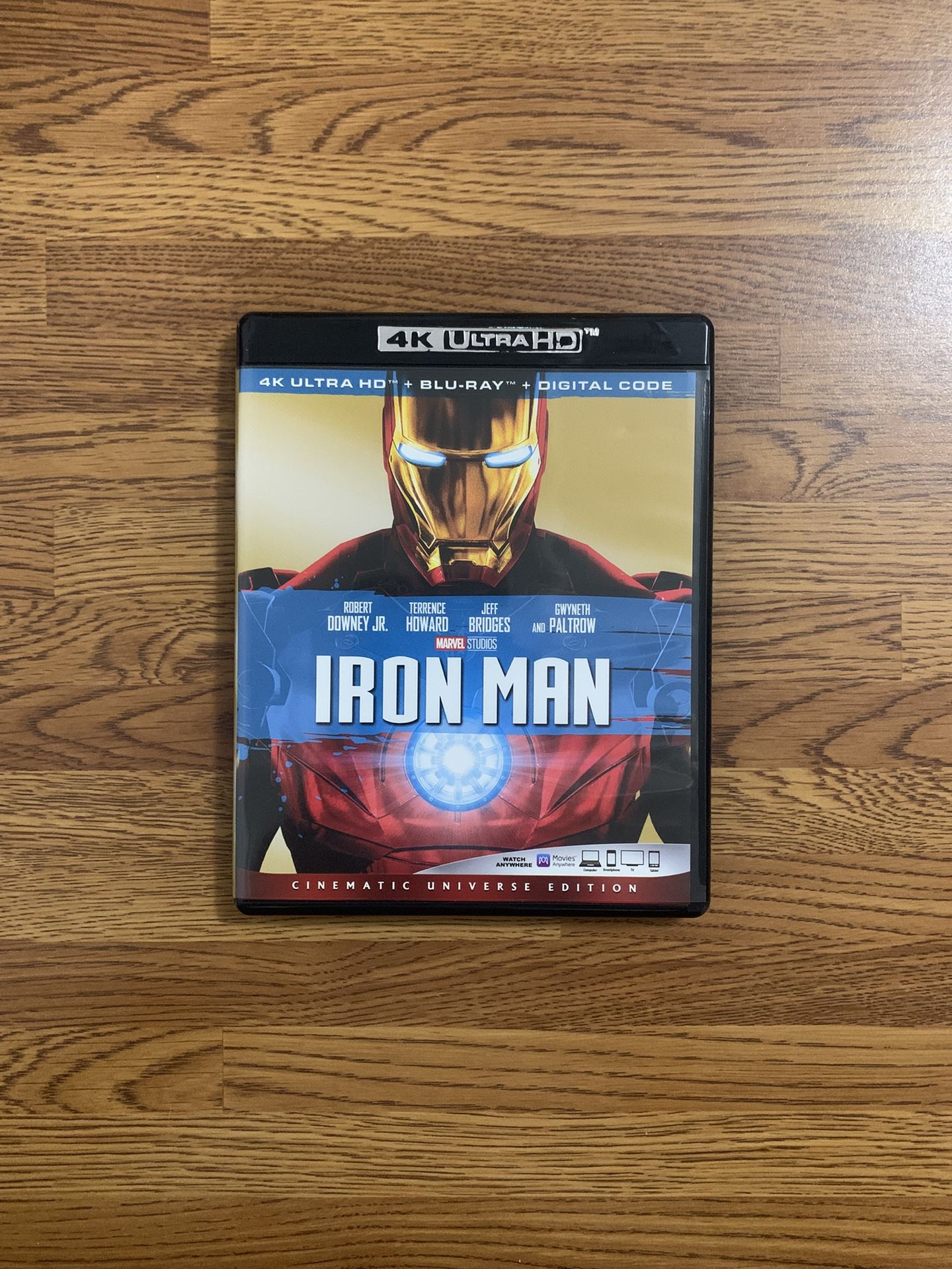 Iron Man 4K UHD Blu-ray Combo Pack (4K UHD Blu-ray + Blu-ray)
