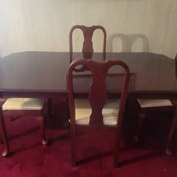 Table & 4 chairs