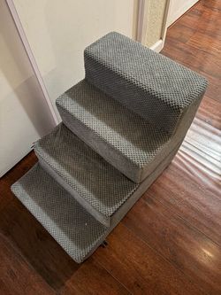 Pet steps