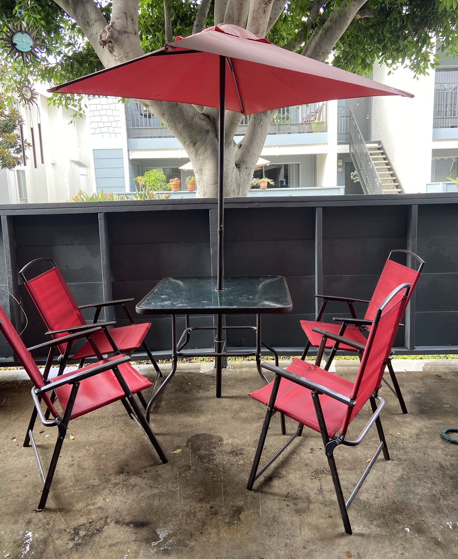 patio table with folding chairs
