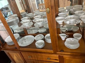 Vintage Fine China setting for 8 Mikasa Wanda  Pattern Hard to find complete set