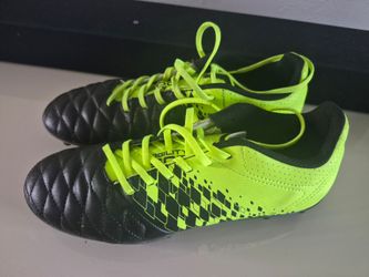 Cleats for boys 6 1/2