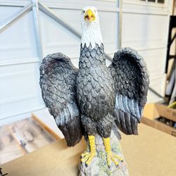 Bald Eagle Statue By Fight Plus