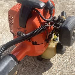 Pole Chain Saws Extendable  7’ To 11’