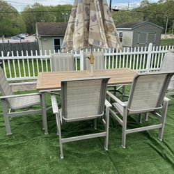 Patio dining Table