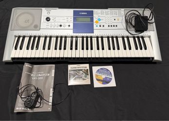 Yamaha PSR E323 Electronic Keyboard with Foot Pedal