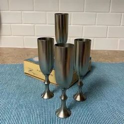 Vintage Set of Four Metawa Holland Tiel