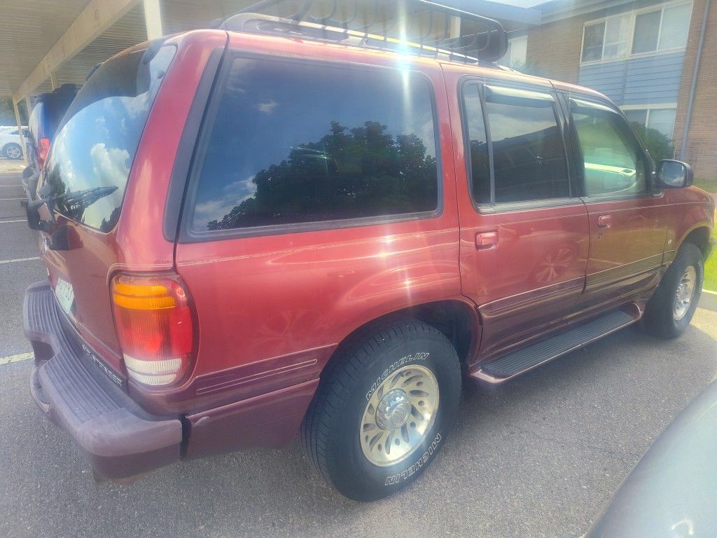 2000 Mercury Mountaineer