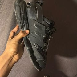 Balenciaga Trainers . Size 43