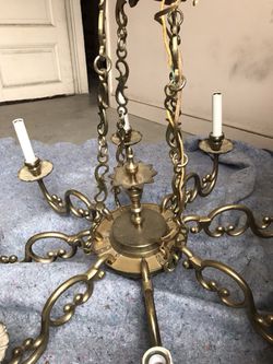 Williamsburg Governor's Palace Brass Chandelier by Virginia