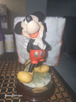 Walt Disney Mickey Mouse figurine by Florence Scultureq