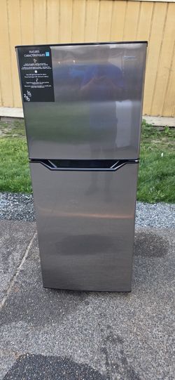 Danby Fridge ) I Can Help You With Free Delivery Within 10 Miles Distance 