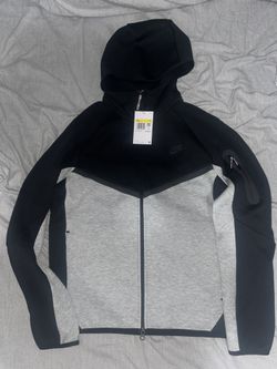 Nike Tech