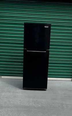 Refrigerator 10 cu household fridge freezer 10 cubics (free local delivery)